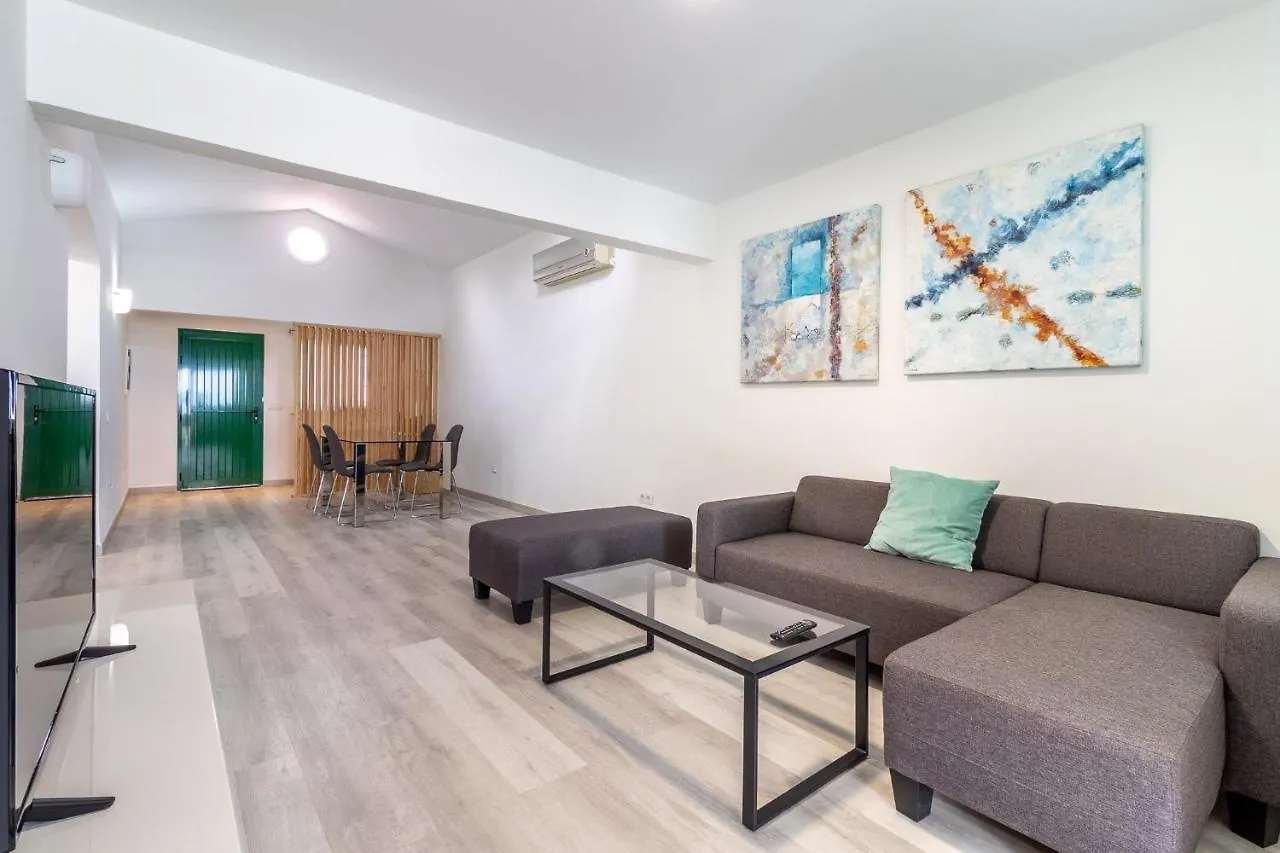Villa Flatguest Einstein + Pool + Bbq + 2 Bdr San Bartolomé 0*,