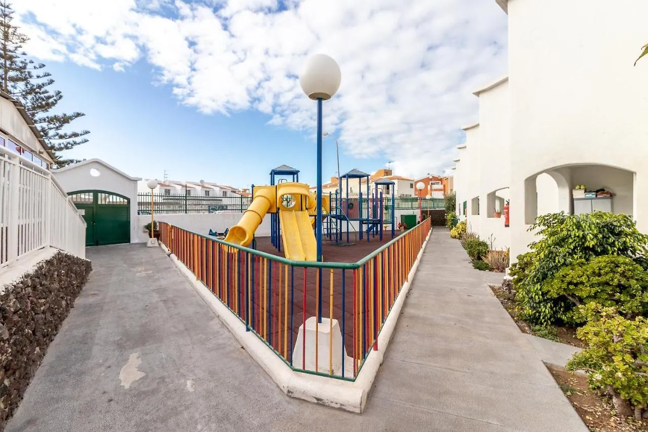 Сasa de vacaciones Villa Flatguest Einstein + Pool + Bbq + 2 Bdr San Bartolomé