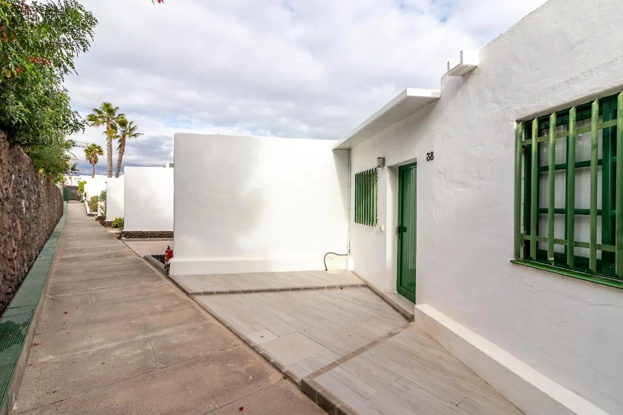 Villa Flatguest Einstein + Pool + Bbq + 2 Bdr San Bartolomé España