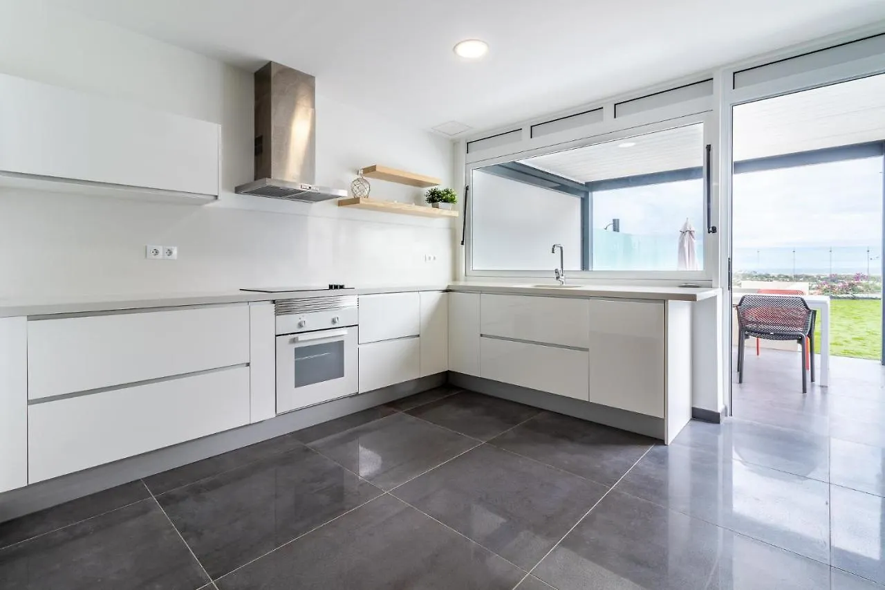 Vakantiehuis Flatguest Einstein + Pool + Bbq + 2 Bdr Villa San Bartolomé
